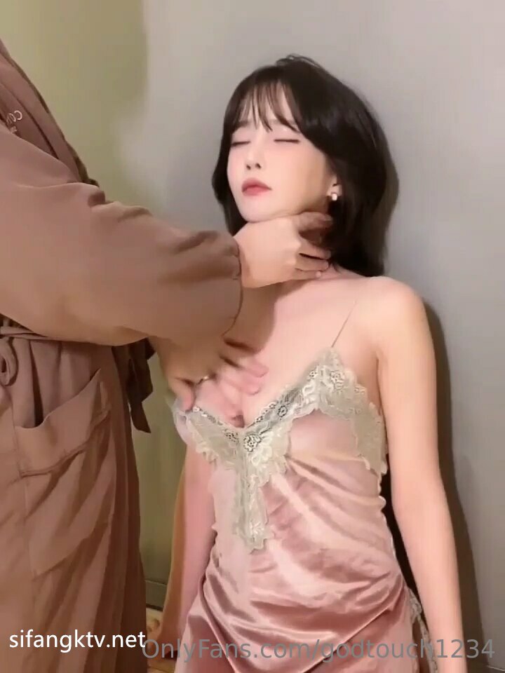 真实KTV淫乱偷拍看样子美女们玩的很嗨
